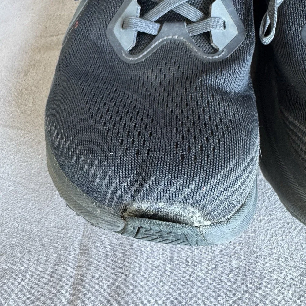 Size 11 - Altra Torin‎ 8 Running Shoes Black Gray Zero Drop Men's AL0A85QE000